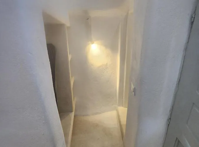 Otto House - Luxury Cave *