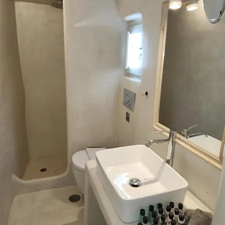 Otto House - Luxury Cave *