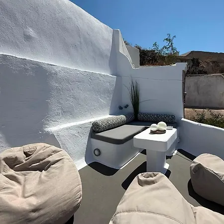 Otto House - Luxury Cave