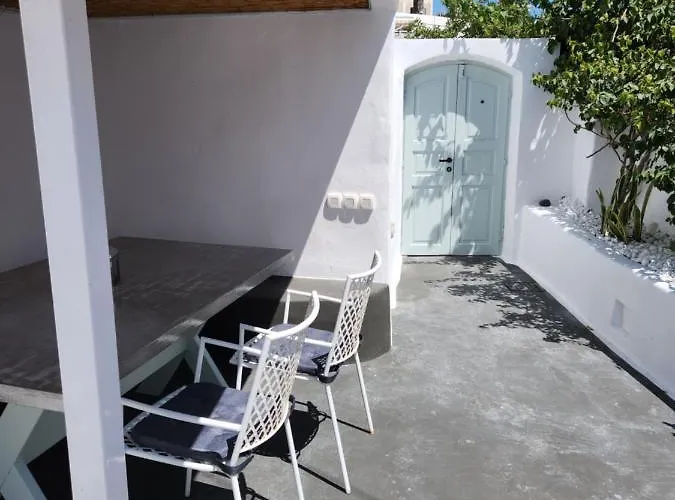 Otto House - Luxury Cave Villa Vothon