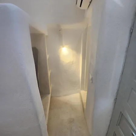 Otto House - Luxury Cave *