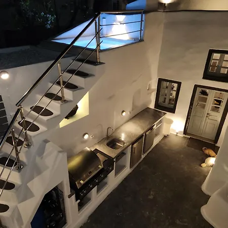 Otto House - Luxury Cave וילה